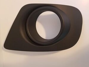 Massive Auto Parts-Replacement Part-Passenger Side Fog Light Bezel (Trim) -Fits 2011-2019 JOURNEY (See Models Below)/ RH FT Bumper Insert Type 2 / CH1039148 / 68088686AB (1 Item)
