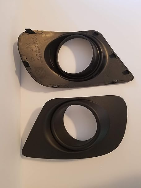 Massive Auto Parts-Replacement Part-Passenger Side Fog Light Bezel (Trim) -Fits 2011-2019 JOURNEY (See Models Below)/ RH FT Bumper Insert Type 2 / CH1039148 / 68088686AB (1 Item)